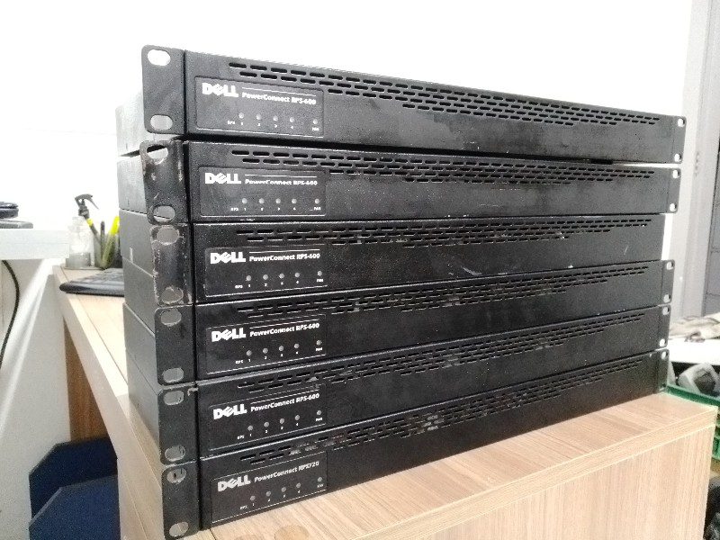 Leilão Online - Lote com: 1 uni. DELL POWER CONECT RPS 720 - 5 un