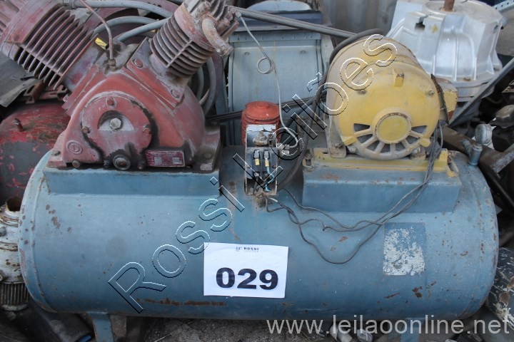 Leilão Online - COMPRESSOR DE AR DOUAT P.M. 10,5 ATM C/ MOTOR 5 CV