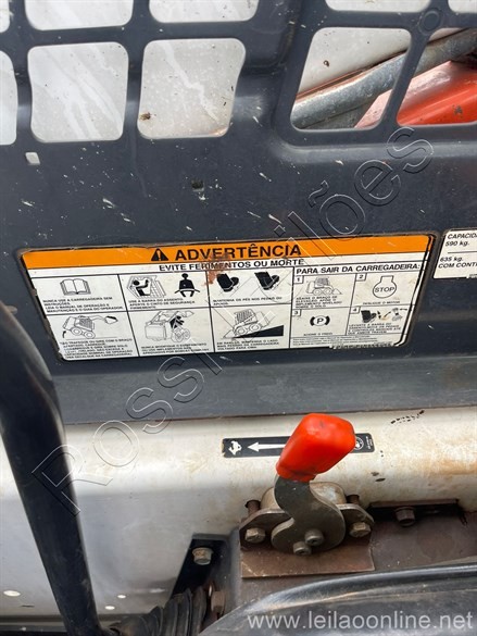 Leilão Online MINICARREGADEIRA BOBCAT MOD S130 ANO 2012