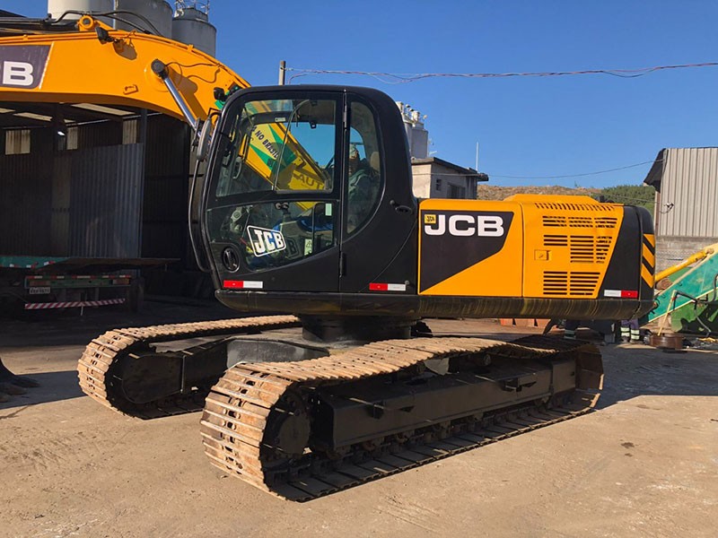 Leilão Online - ESCAVADEIRA HIDRAÚLICA JCB 20 TON; MOD. JS 200 L