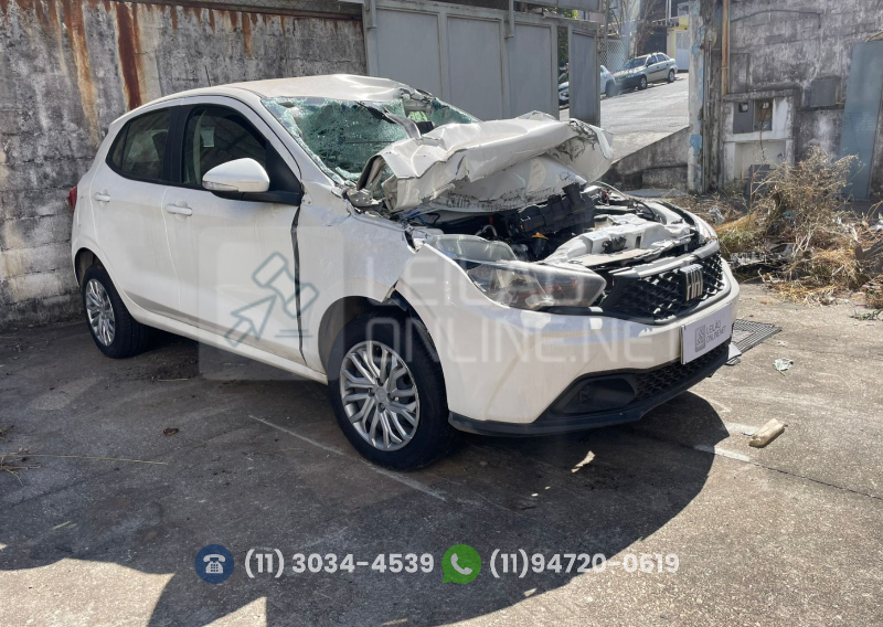 FIAT/ARGO DRIVE 1.0; ANO 2024/2024; COR BRANCA; ALCO./GASOL. - NÃO FUNCIONA - IPVA 2025 OK