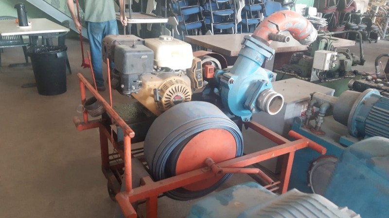 MOTO BOMBA MARCA FAL; TIPO 100X 180E; 1.800 RPM; À GASOLINA