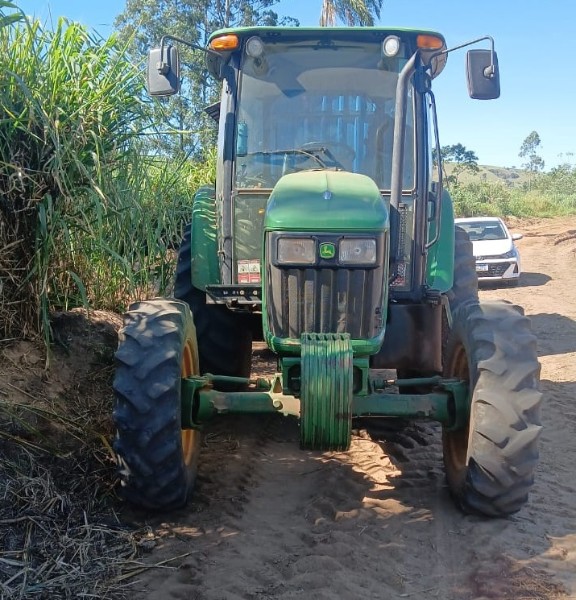 veja o vídeo!! TRATOR AGRÍCOLA JOHN DEERE 5078; ANO 2019; COMB. DIESEL - FUNCIONANDO OPERACIONAL
