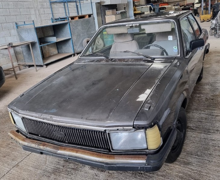FORD/DEL REY; 1983/1984; MARROM; ALCOOL - NÃO FUNCIONA