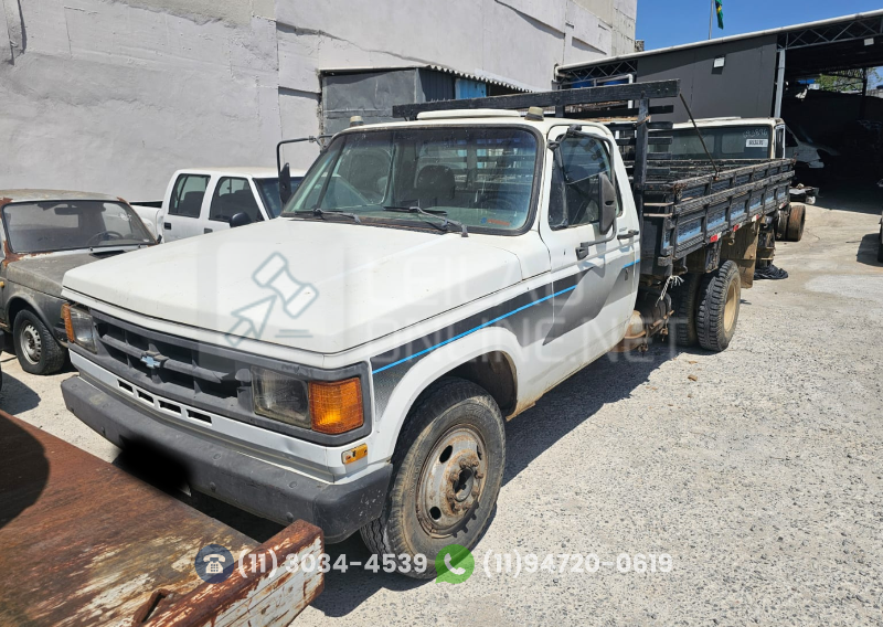 veja o vídeo!! CAMINHÃO GM/CHEVROLET C40; ANO 1990; COR BRANCA; COMB. DIESEL - FUNCIONANDO