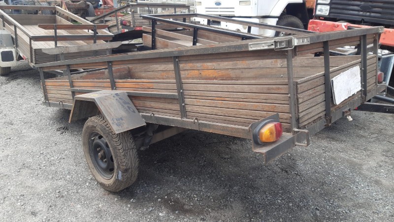 CARRETINHA REBOQUE; ANO/MOD 20/20; C/DOCUMENTO; MARCA MIMADO CA 1 EIXO - PLACA FINAL D64 - COD PATIO 210