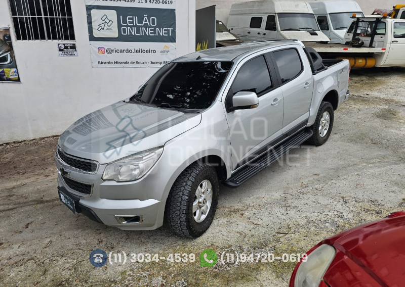 veja o vídeo!! CHEVROLET/S10 LT DD4A; 2014/2014; PRATA; DIESEL - FUNCIONANDO