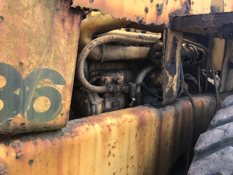 Leilão Online - Sucata de Case W36 Motor Scania